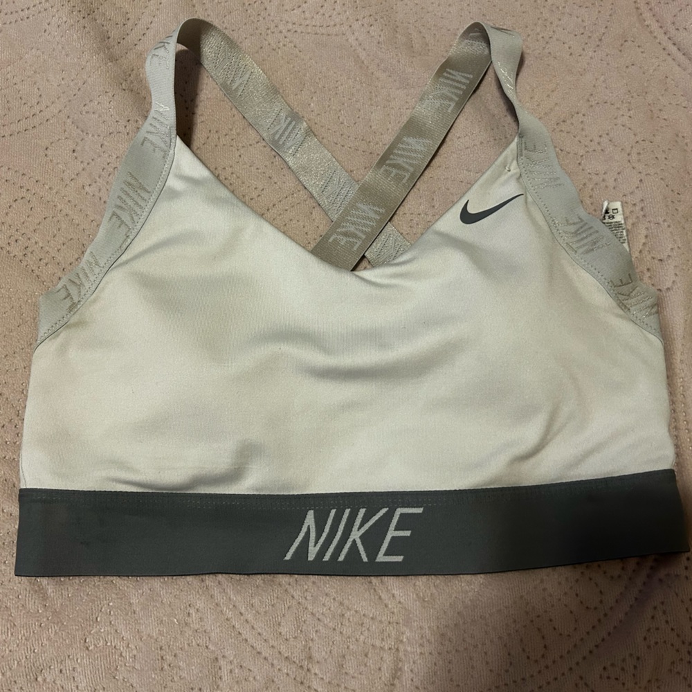 NIKE sports bra